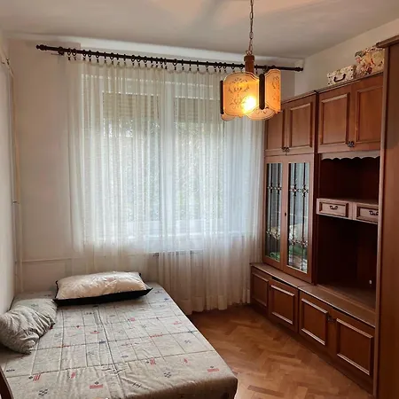 Apartma Poki דירה *